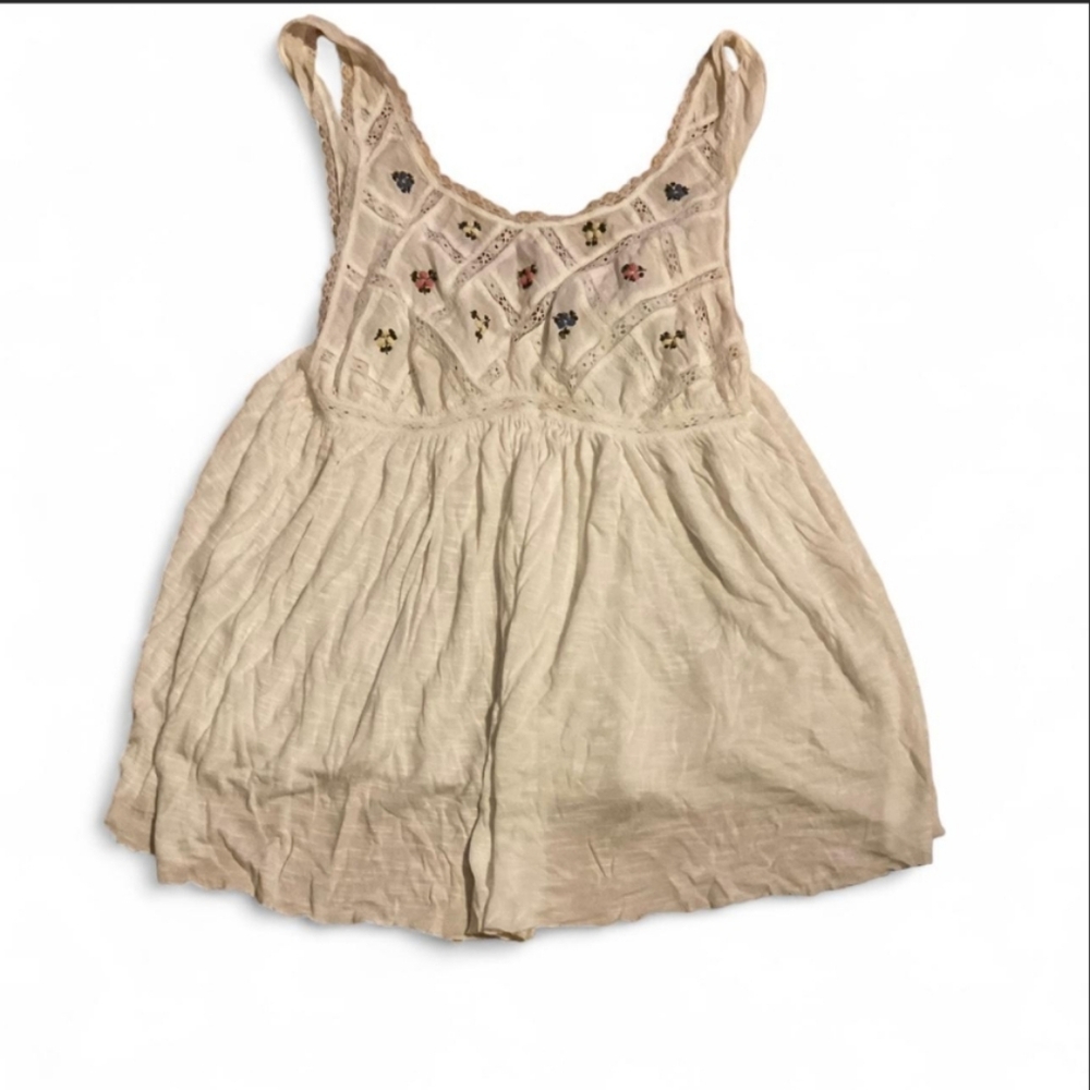 Embroidered Floral Y2k Cream Sleeveless Top